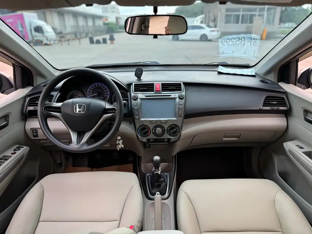 Honda City Classic — миниатюра 7