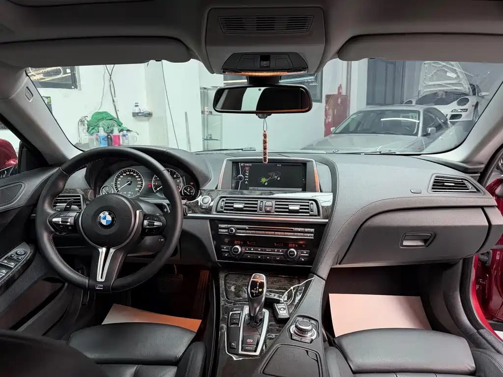 BMW 6 Series — миниатюра 6
