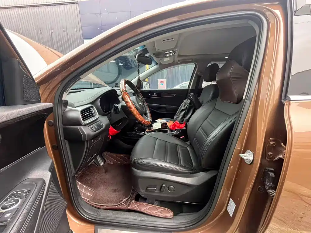 Kia Sorento — миниатюра 8