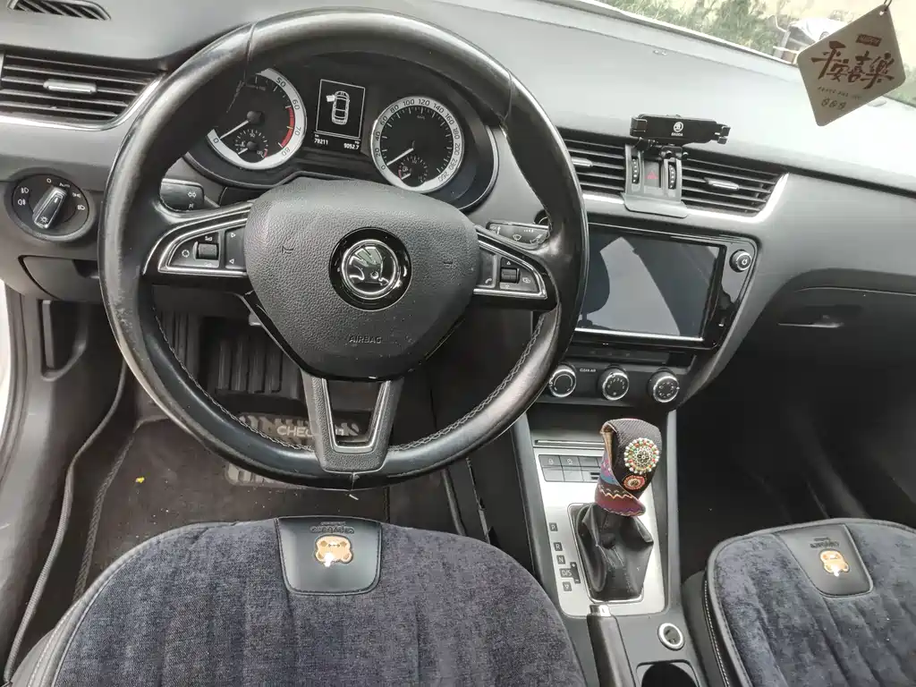 Skoda Octavia — миниатюра 7