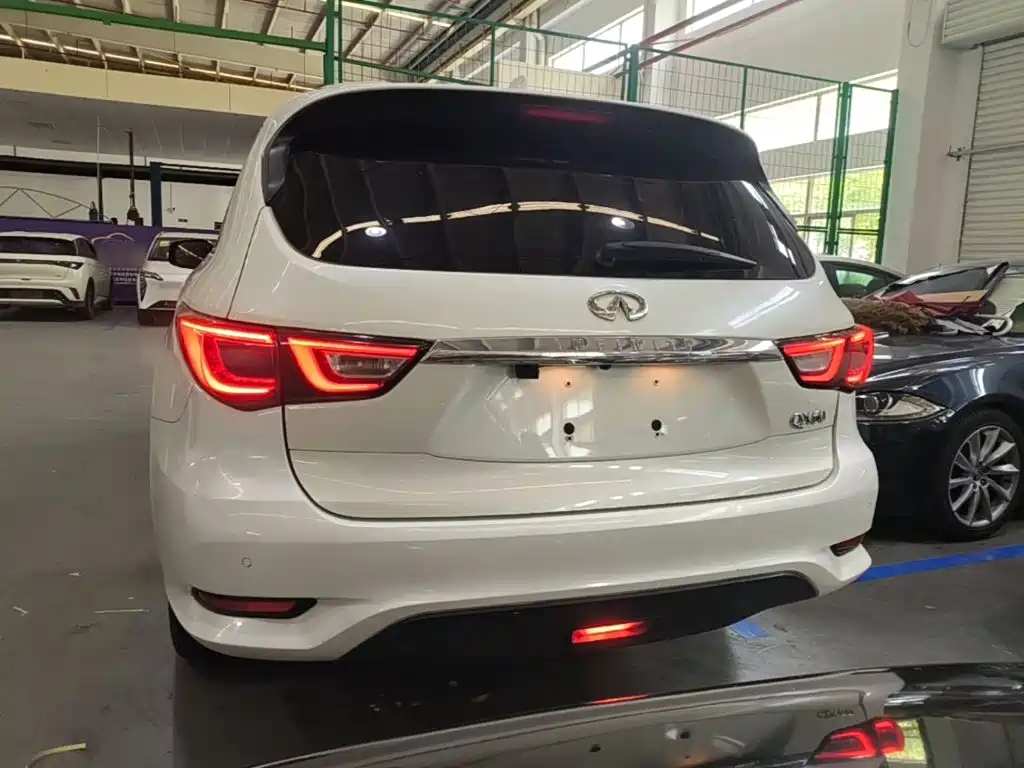 Infiniti QX60 (Import) — миниатюра 6