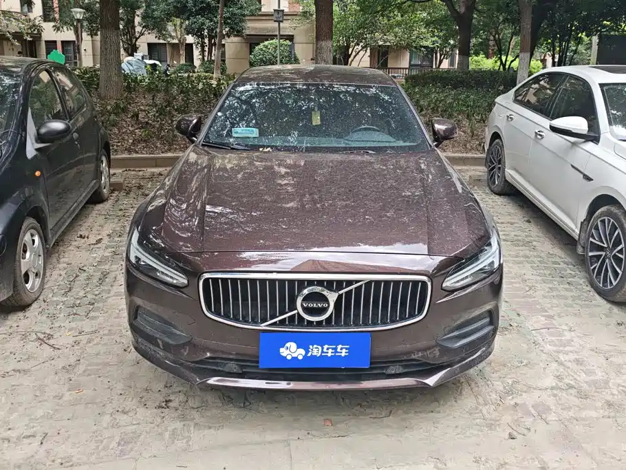 Volvo S90 — миниатюра 2