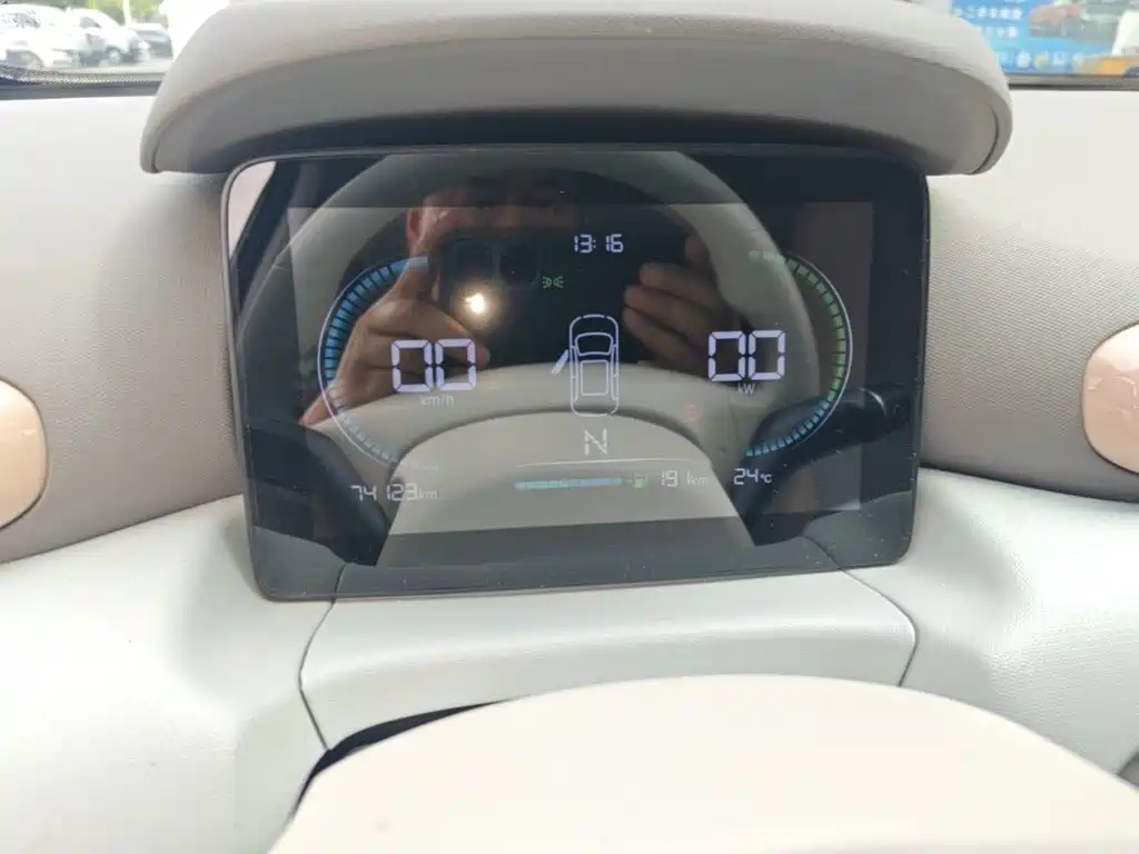 Leapmotor Leapmotor T03 — миниатюра 12