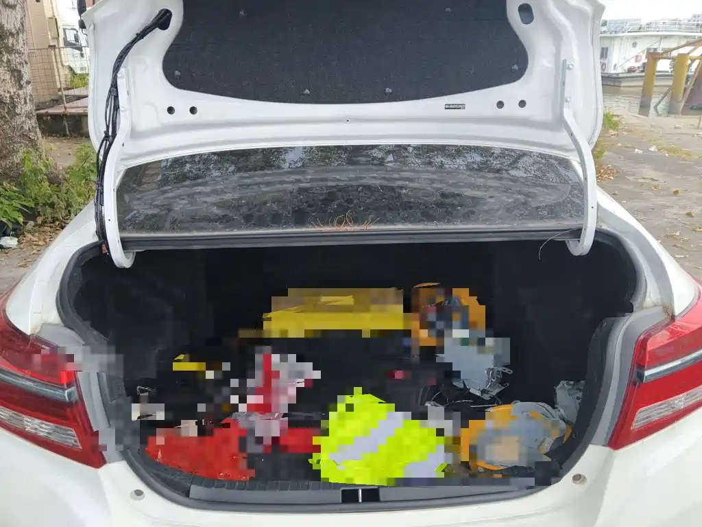Toyota Yaris L — миниатюра 15