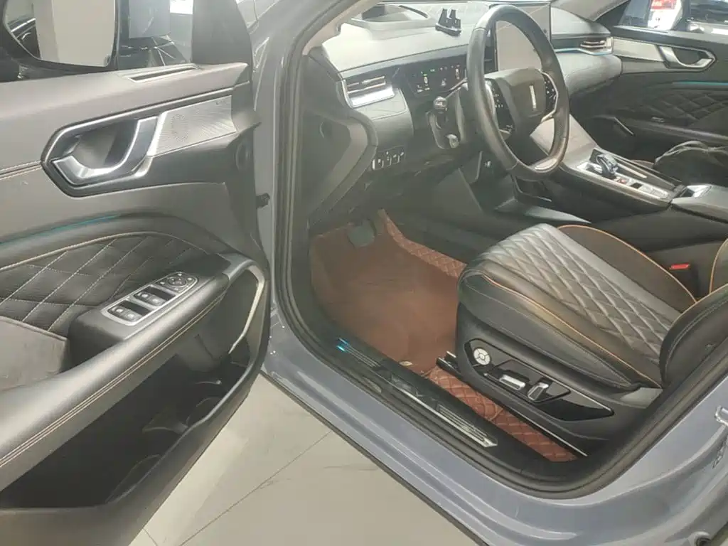 Wey Wey Latte DHT-PHEV — миниатюра 16