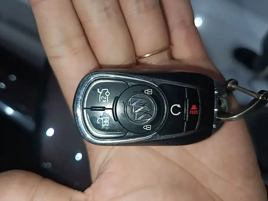 Buick LaCrosse — миниатюра 9