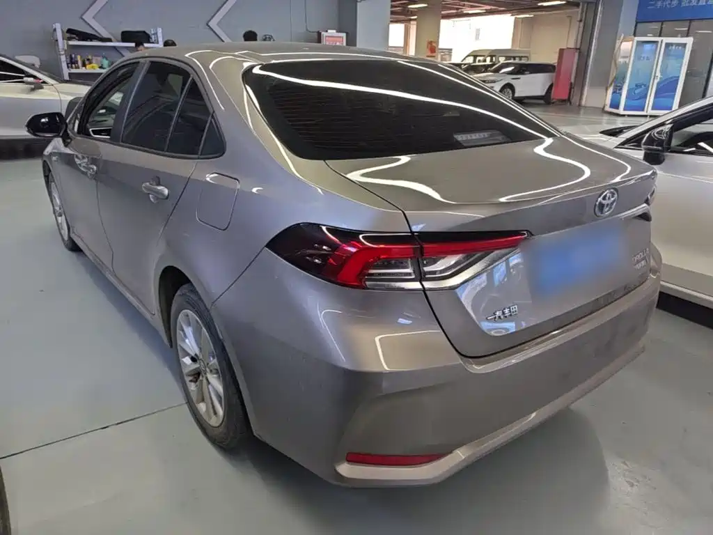 Toyota Corolla — миниатюра 5