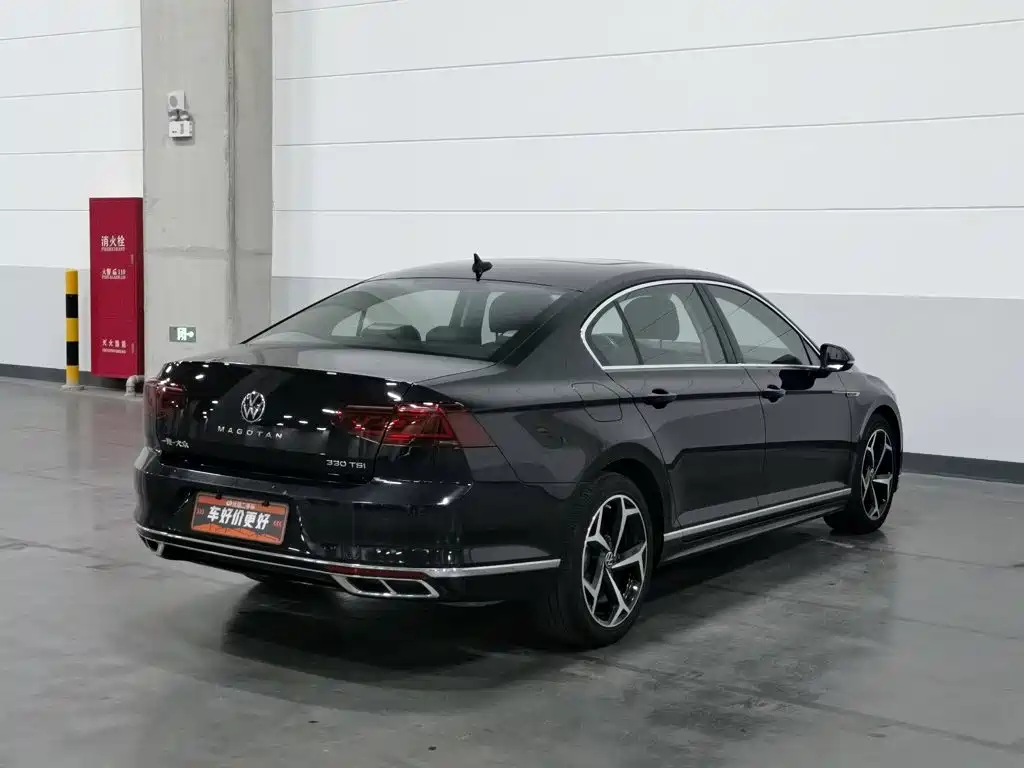 Volkswagen Magotan — миниатюра 2