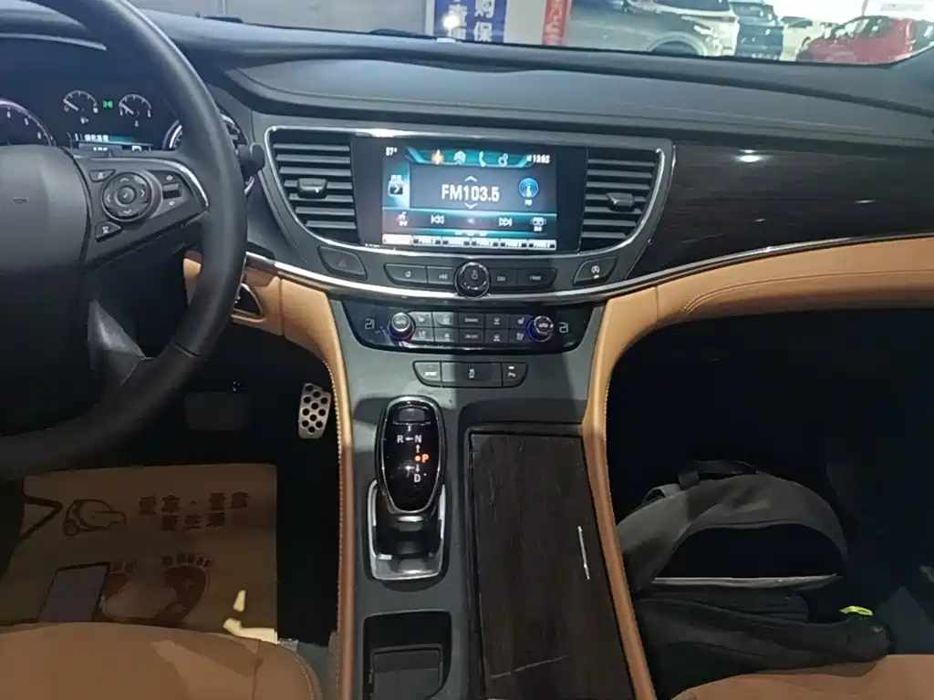 Buick LaCrosse — миниатюра 13