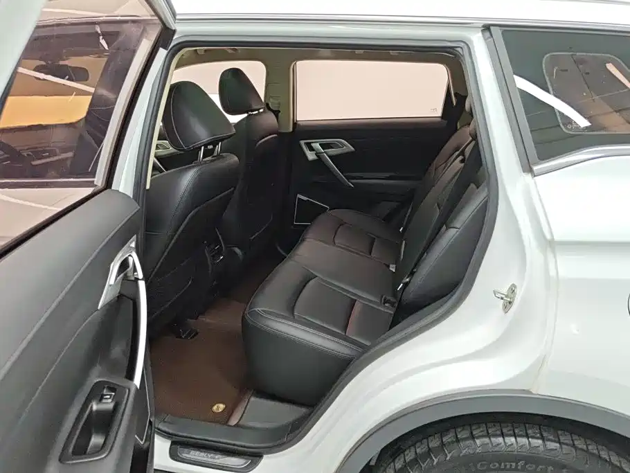 Geely Boyue — миниатюра 11