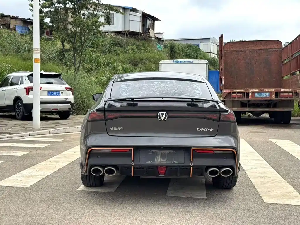 Changan UNI-V — миниатюра 5
