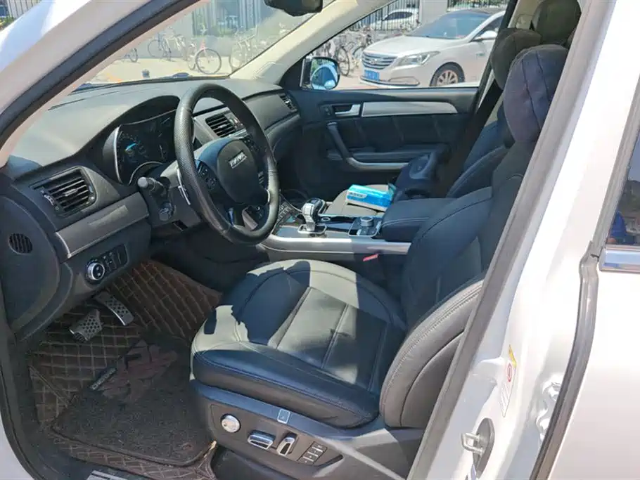 Haval H8 2017 2.0T Smart