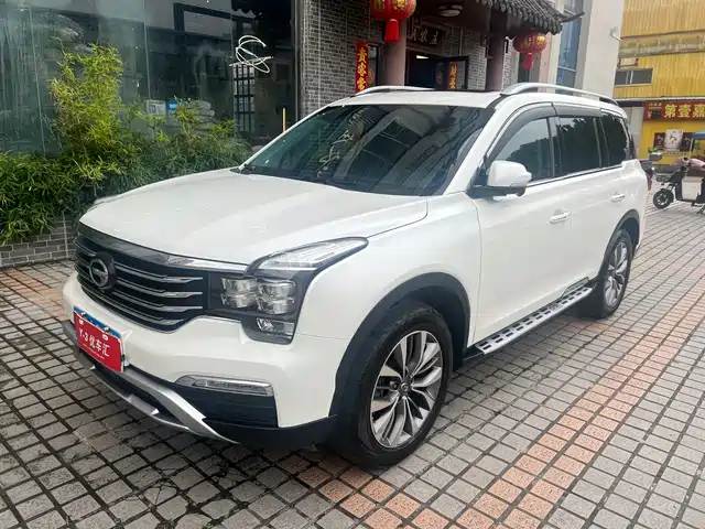 2017 GAC Trumpchi GS8