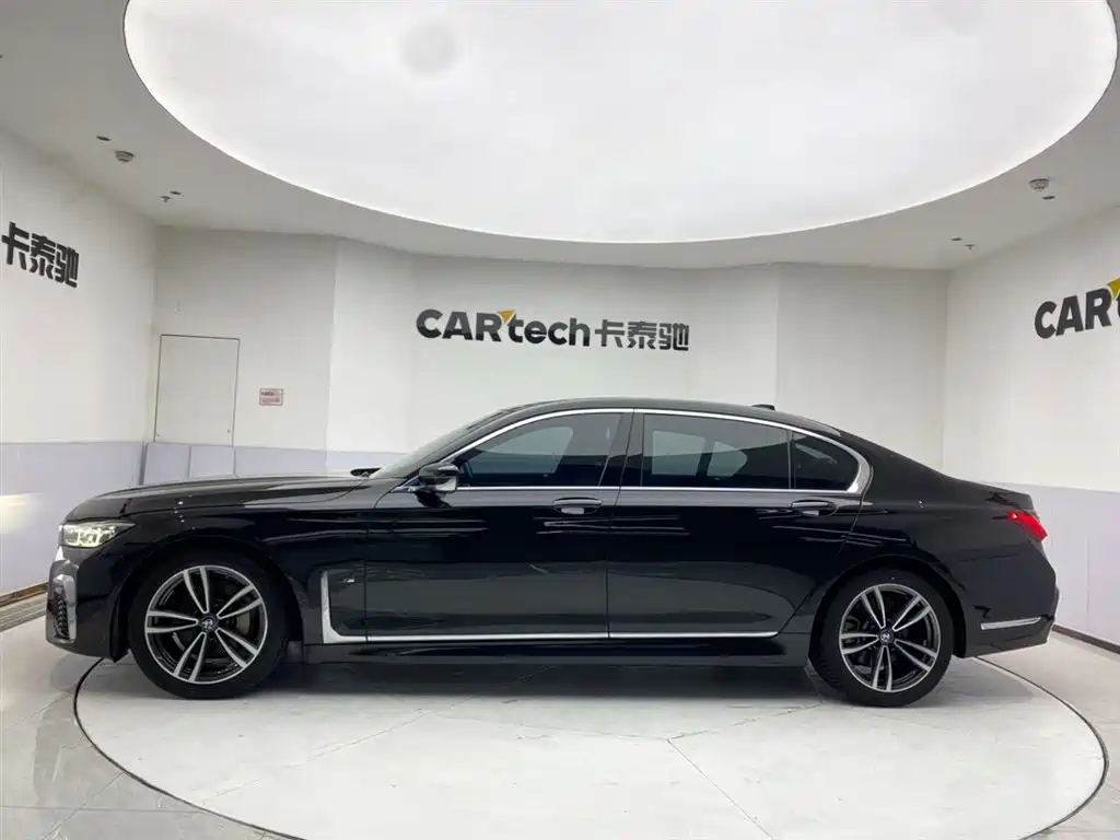 BMW 7 Series 7 2021 730Li M Sport