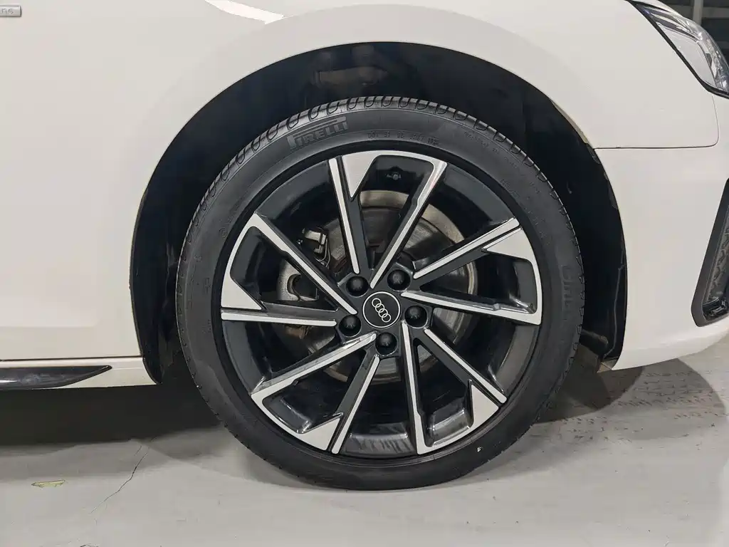 Audi A4L — миниатюра 18