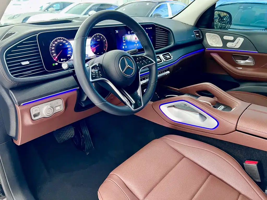 Mercedes-Benz GLE (Import) — миниатюра 7