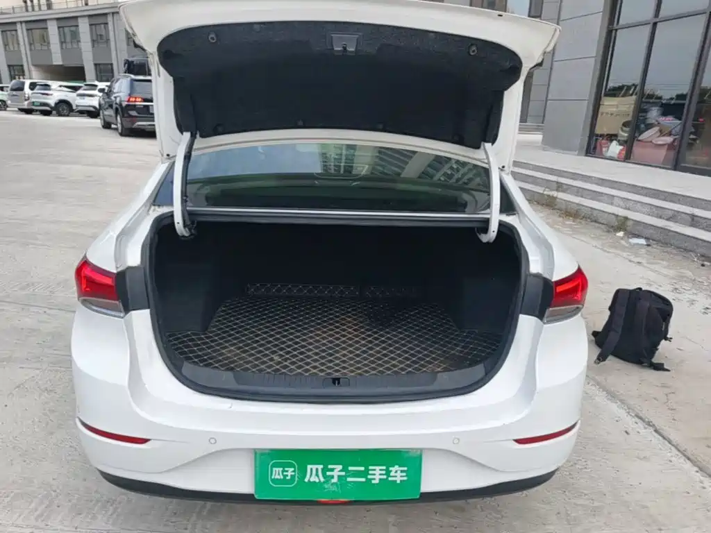 Buick Excelle — миниатюра 19