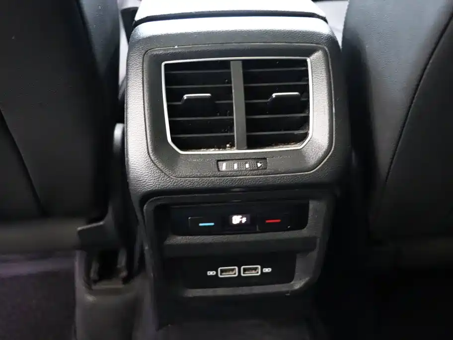 Volkswagen Tayron - фото 23