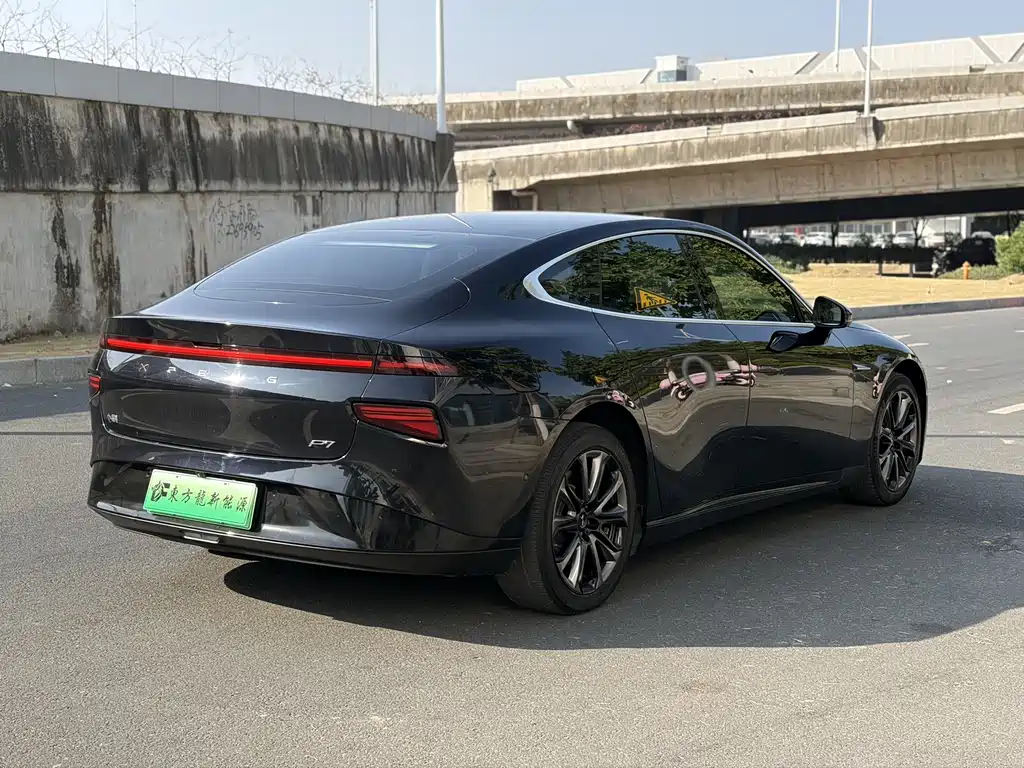 XIAOPENG P7