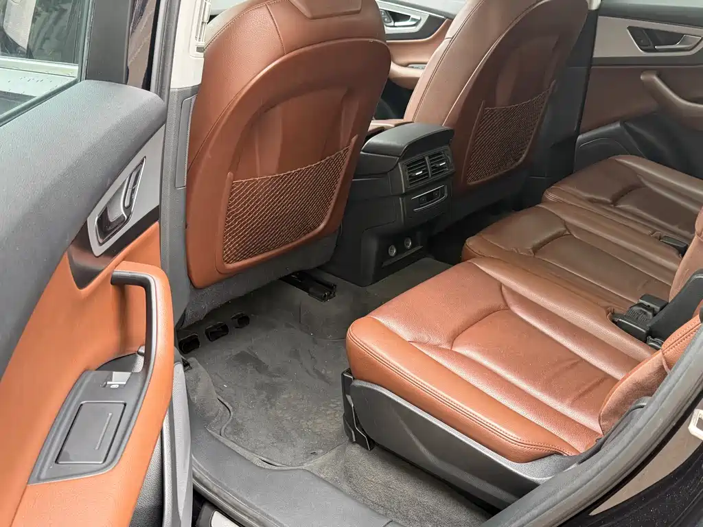 Audi Q7 2018 40 TFSI Comfort