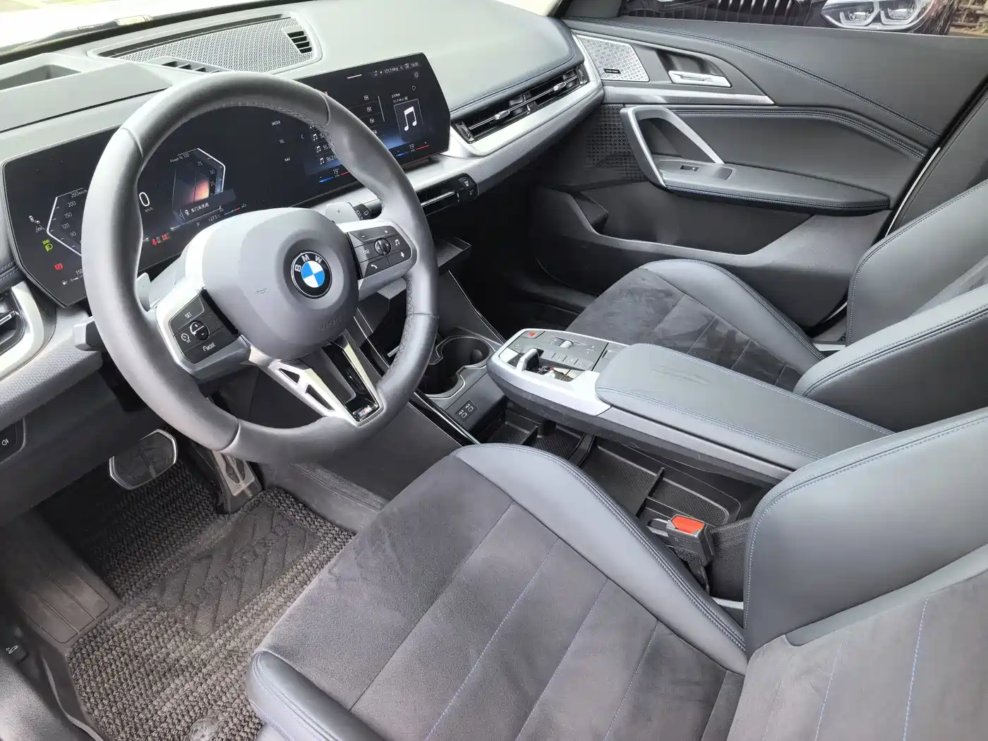 BMW X1 2024 Белый из Китая
