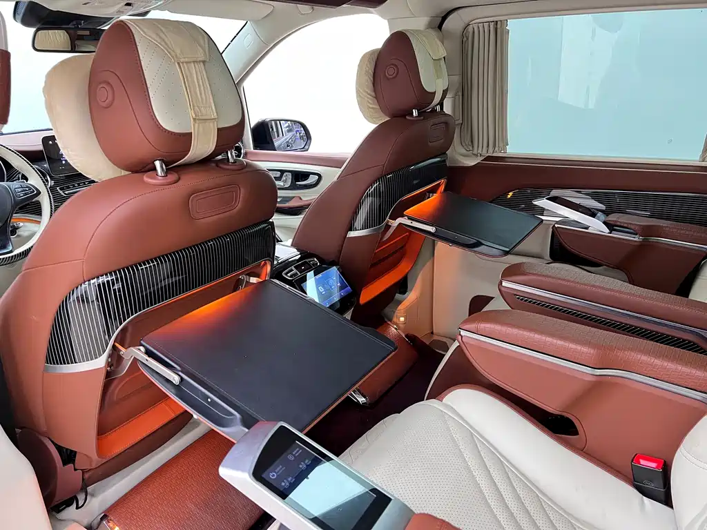 MERCEDES-BENZ V CLASS