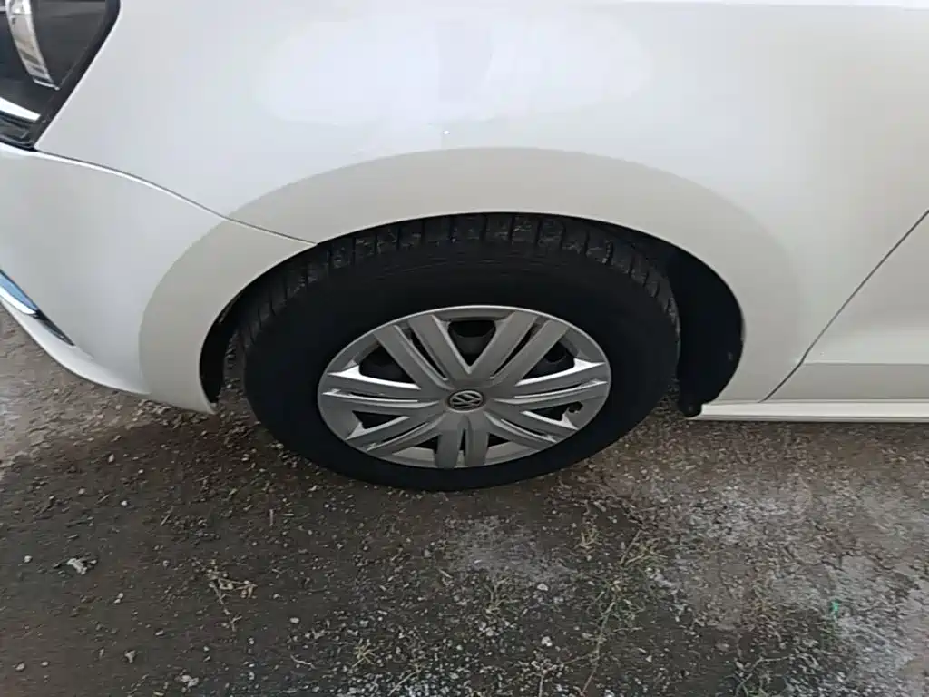 Volkswagen Polo — миниатюра 23