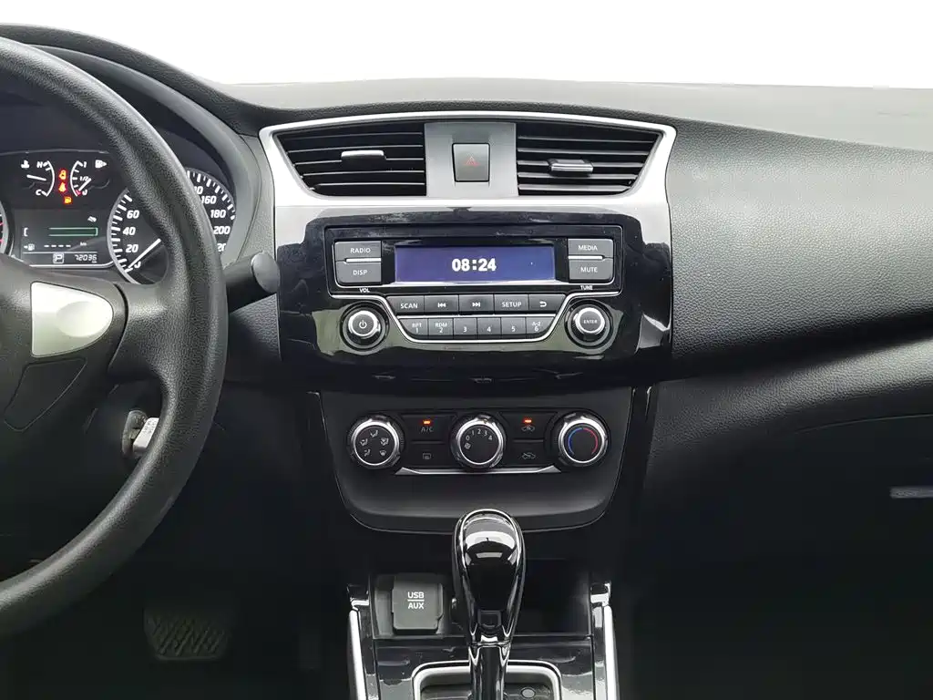 Nissan Sylphy — миниатюра 12