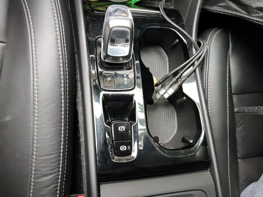 Volvo XC40 — миниатюра 15