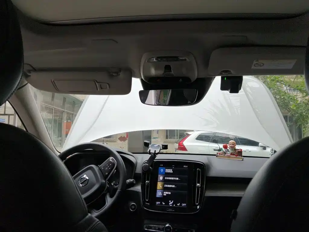 Volvo XC40 — миниатюра 19