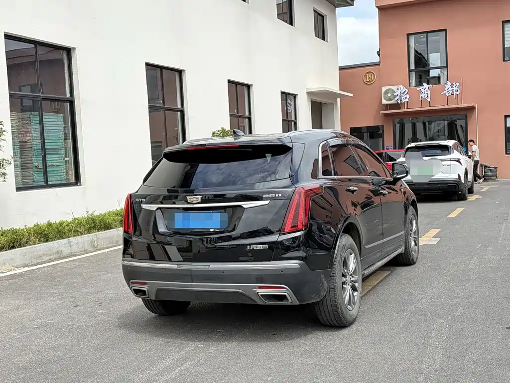 Cadillac XT5 — миниатюра 7