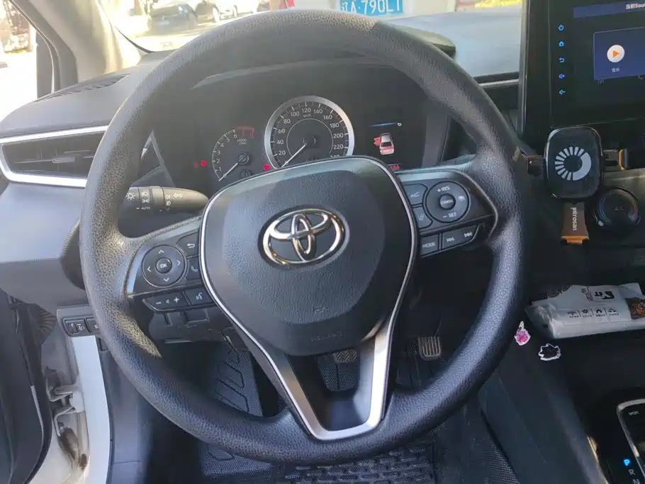Toyota Corolla — миниатюра 15