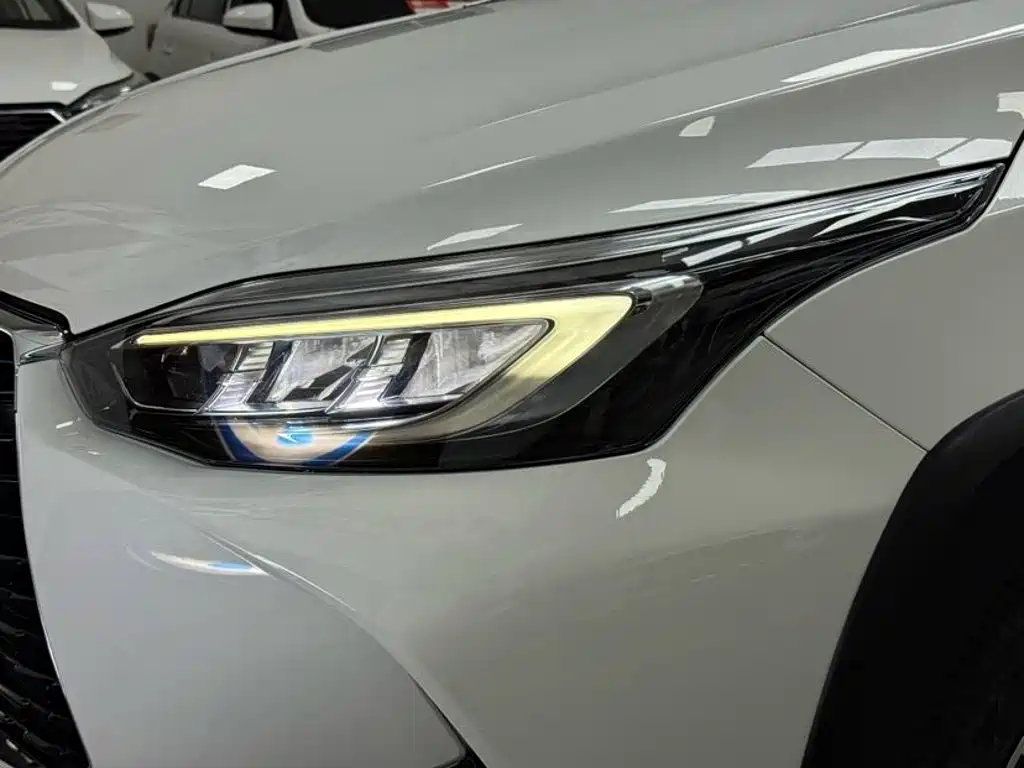 Toyota Yaris L — миниатюра 21
