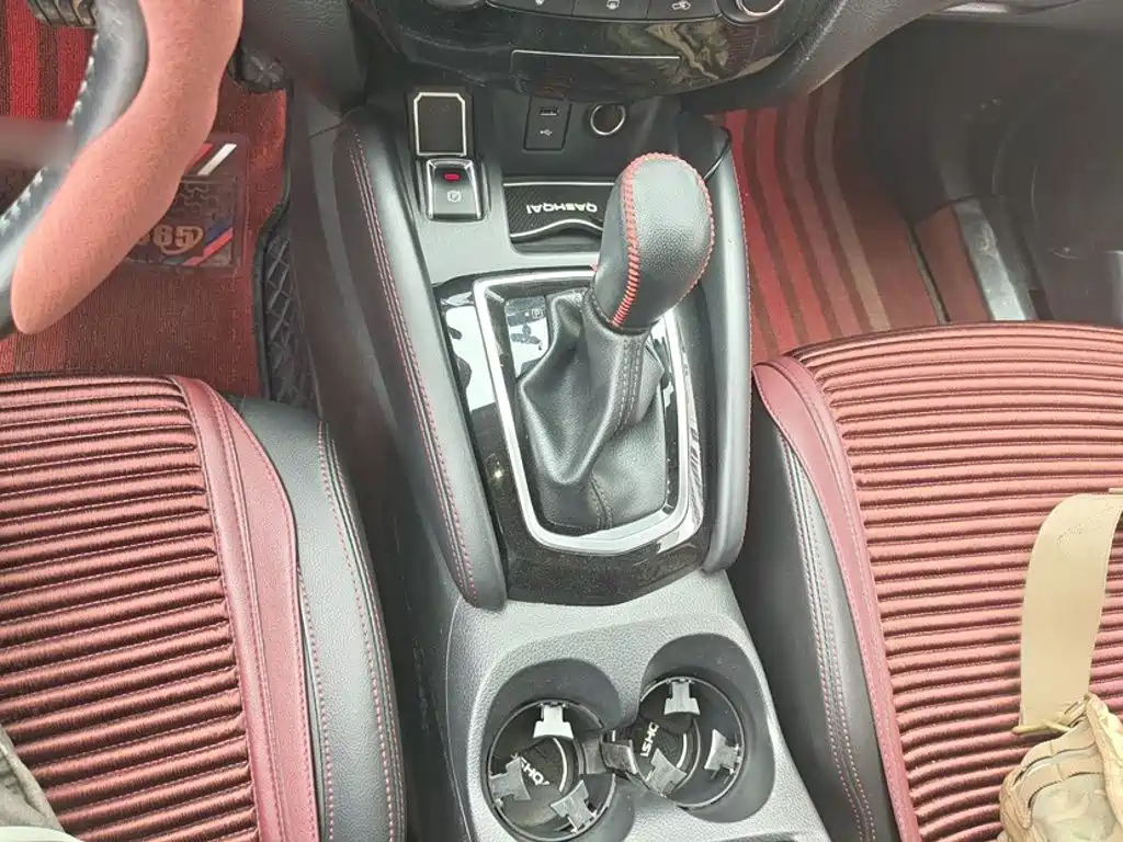 Nissan Qashqai — миниатюра 14