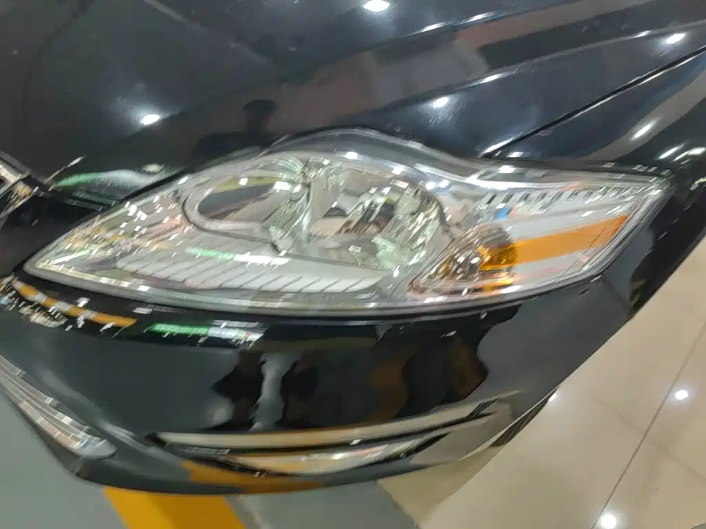Ford Mondeo — миниатюра 24