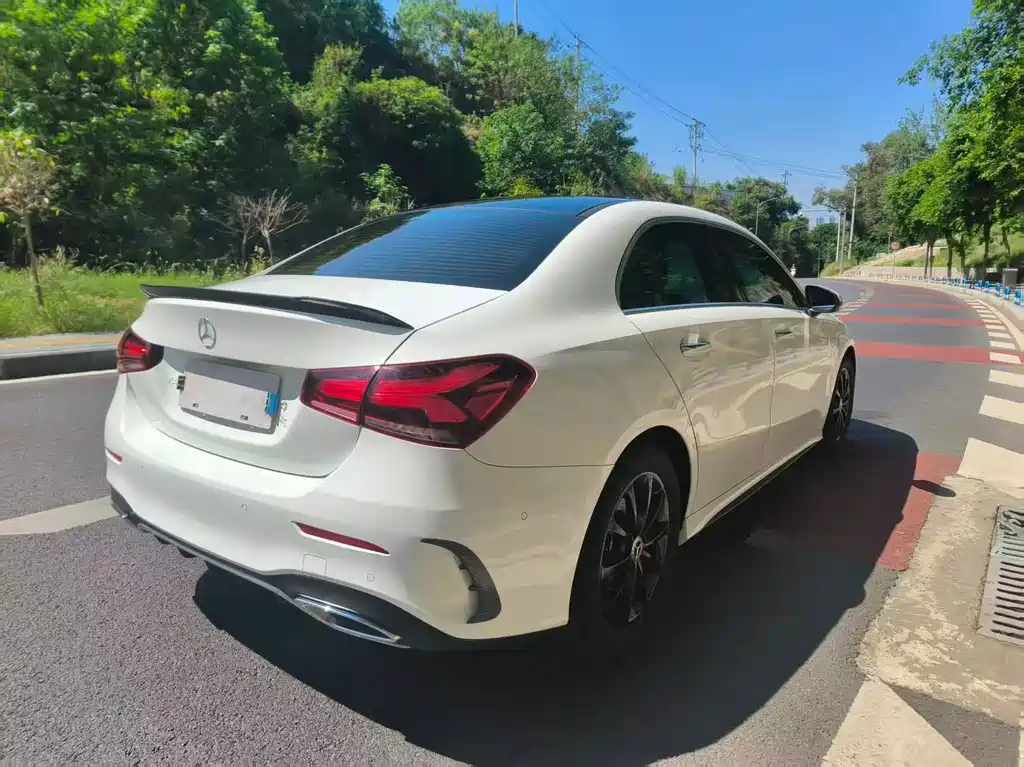 Mercedes-Benz A-Class — миниатюра 10