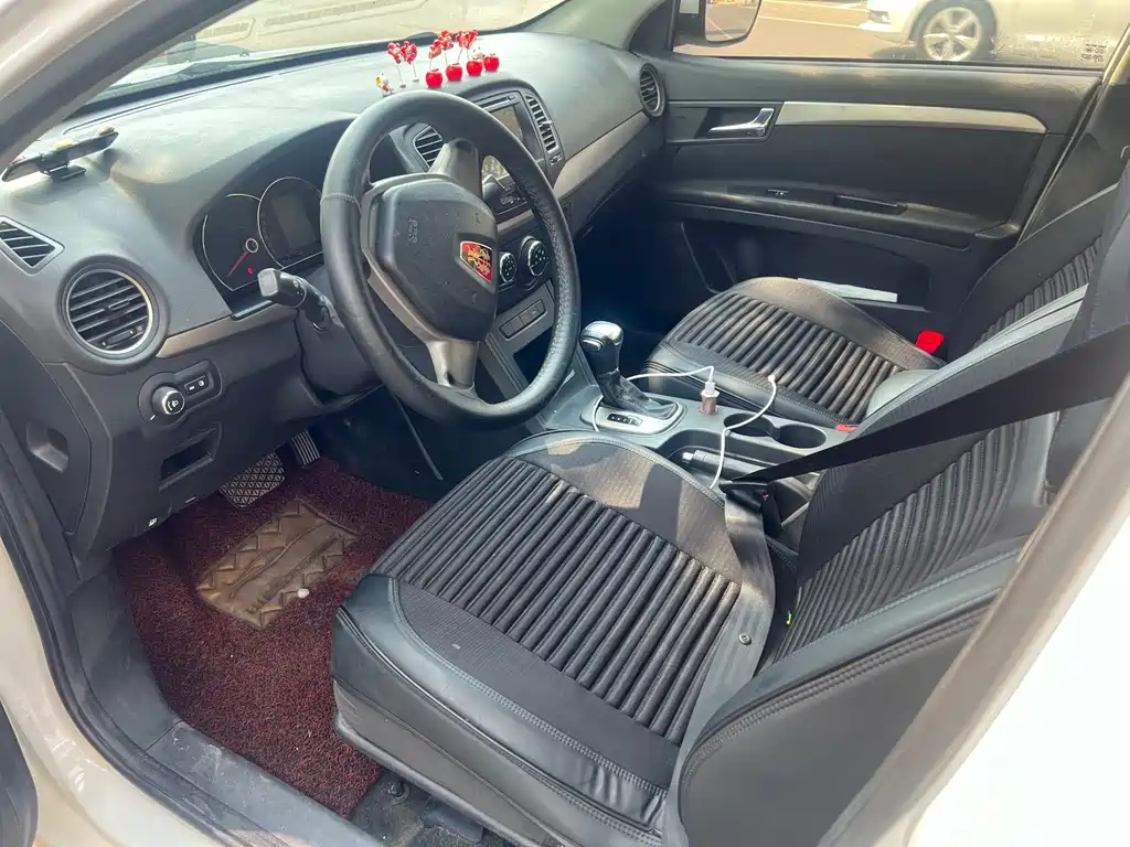 Roewe 350 — миниатюра 5