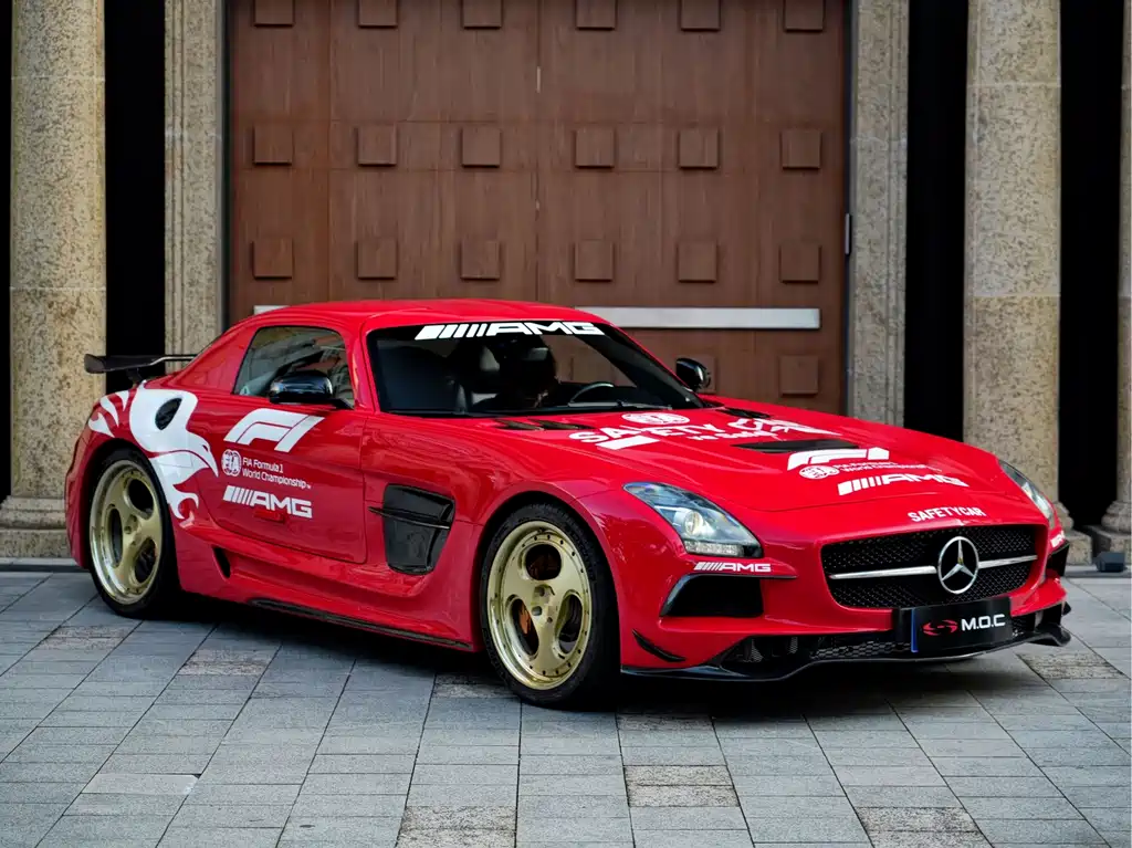 Mercedes-Benz SLS AMG — миниатюра 2