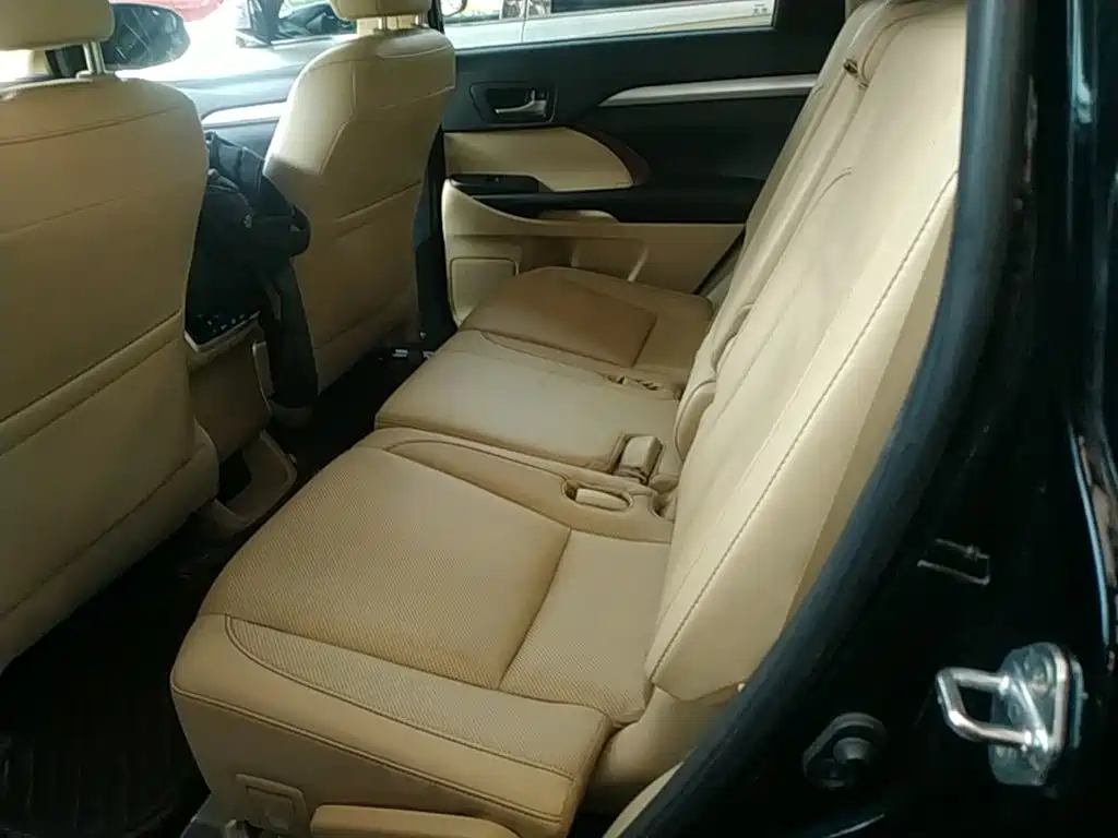 Toyota Highlander — фотографии объявления, Фото 17