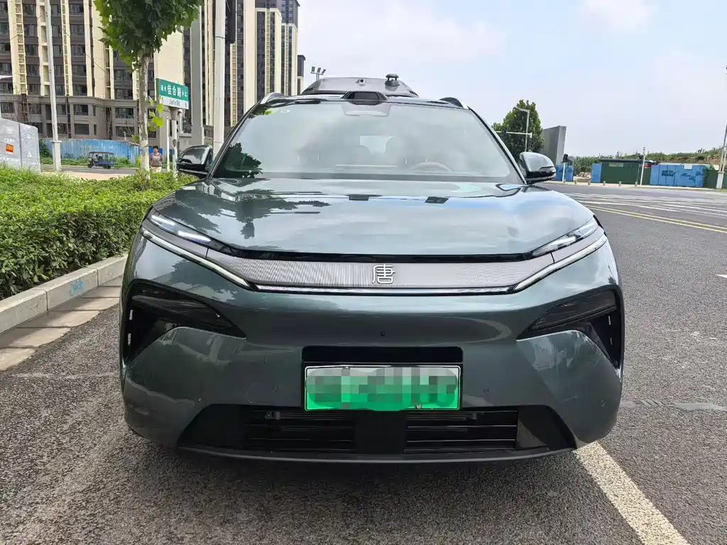 2025 BYD Tang - zdjęcie 1 z 9