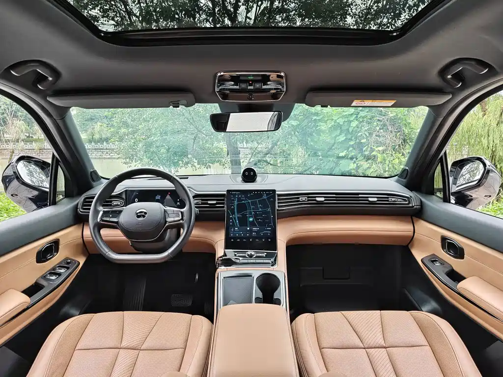 NIO ES8 — миниатюра 7