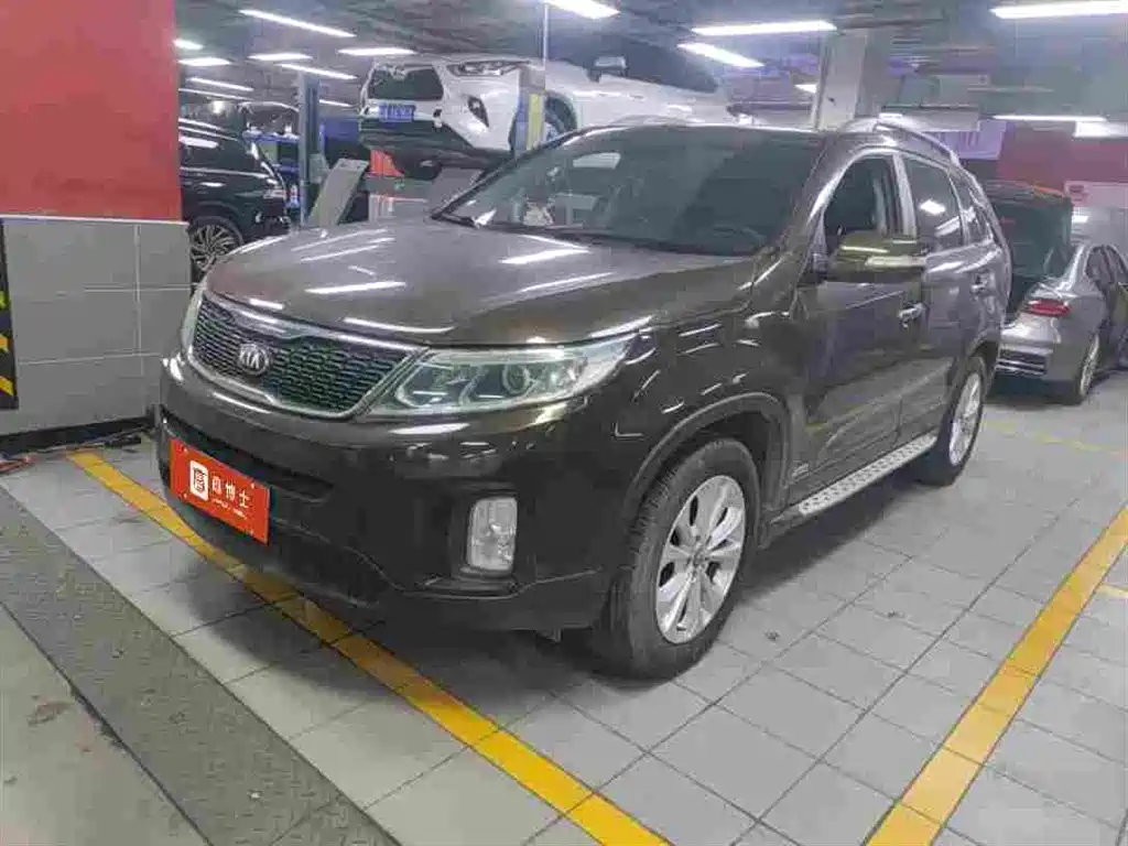 Купить Kia Sorento