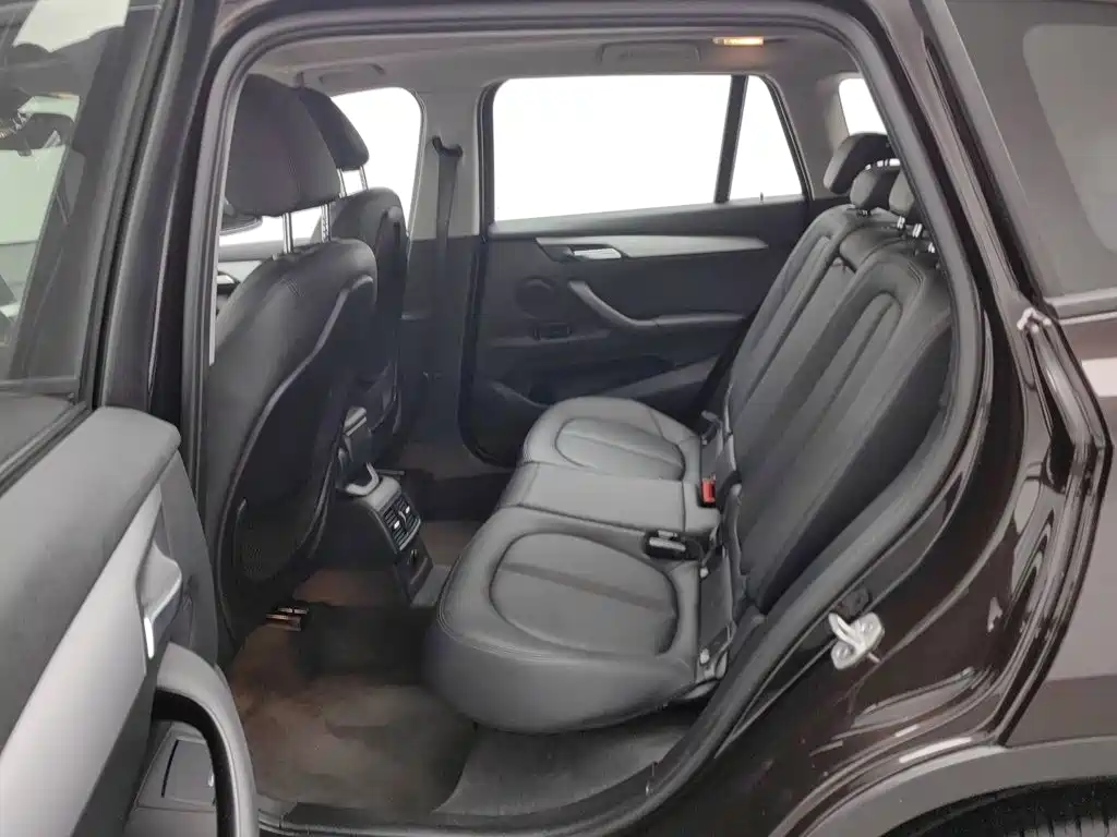 BMW X1 — миниатюра 15