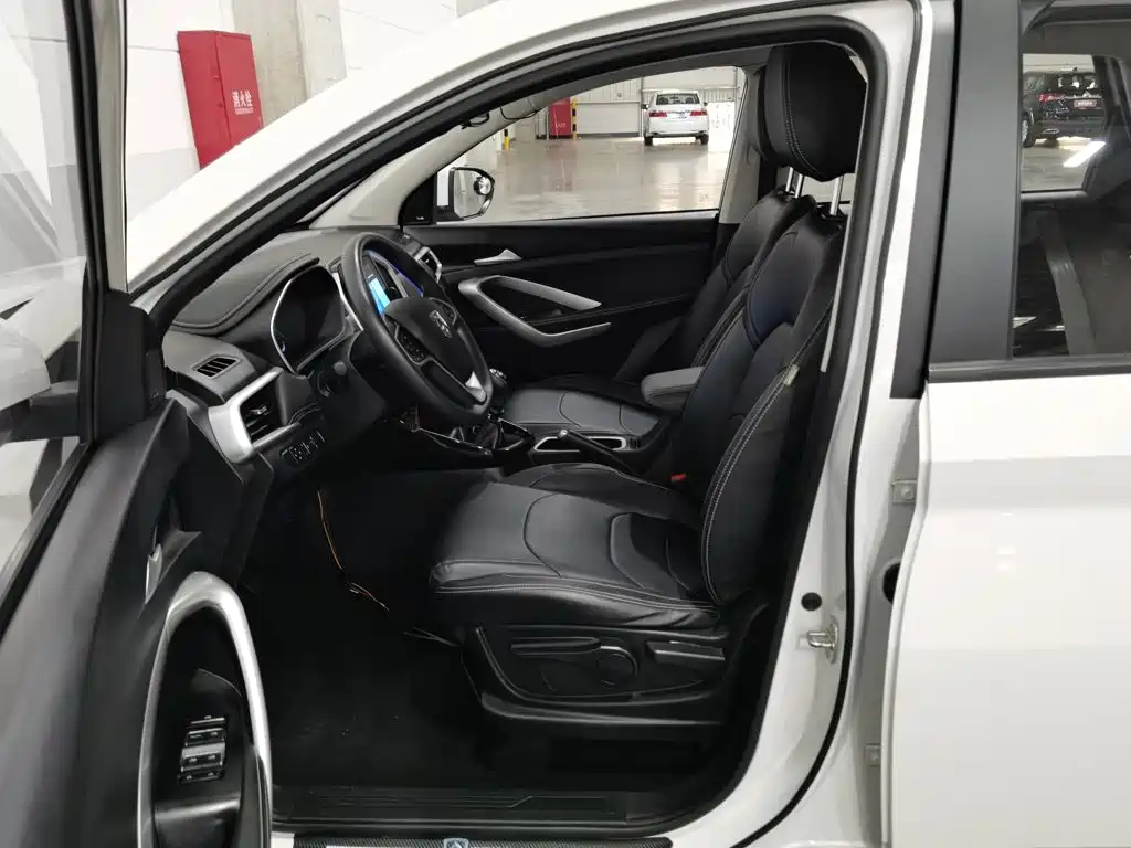 Baojun 530 — миниатюра 10