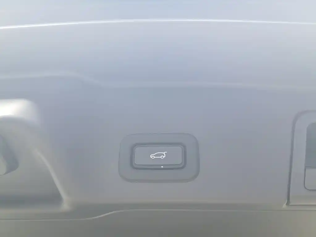Land Rover Evoque — миниатюра 14