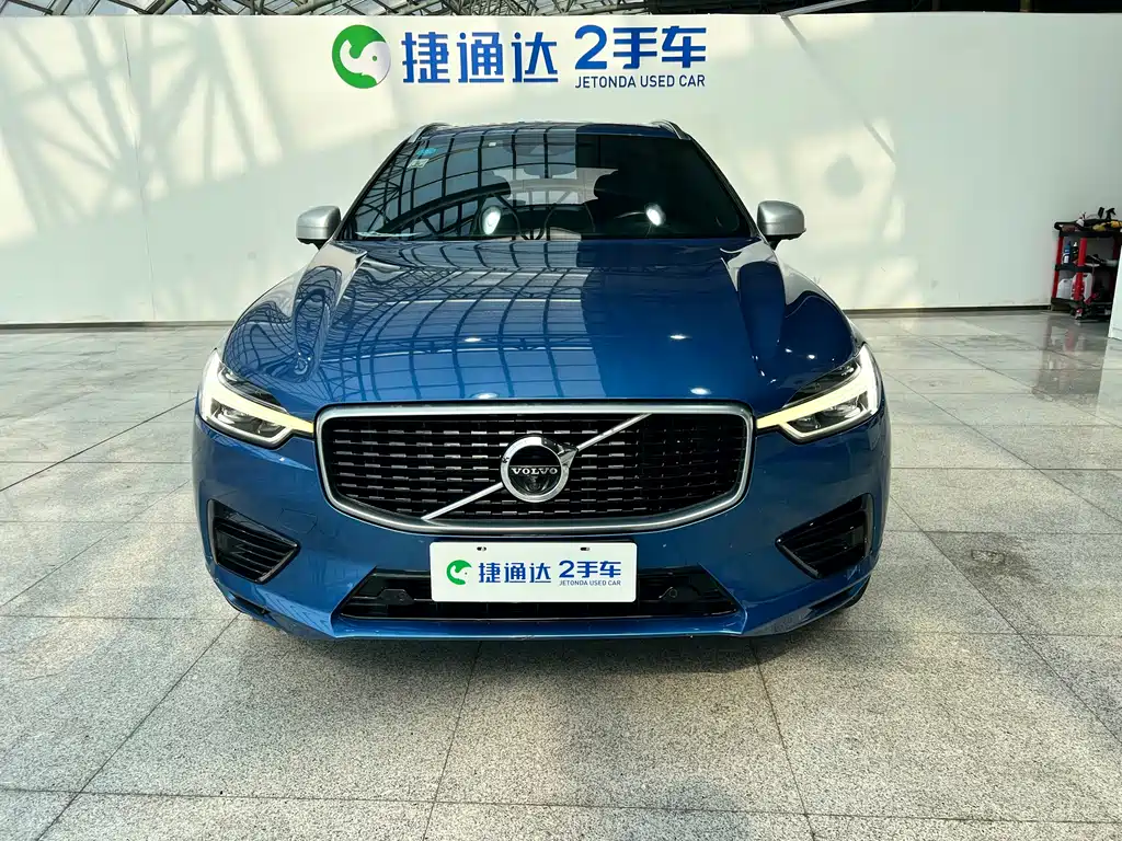 VOLVO XC60 PLUG IN HYBRID