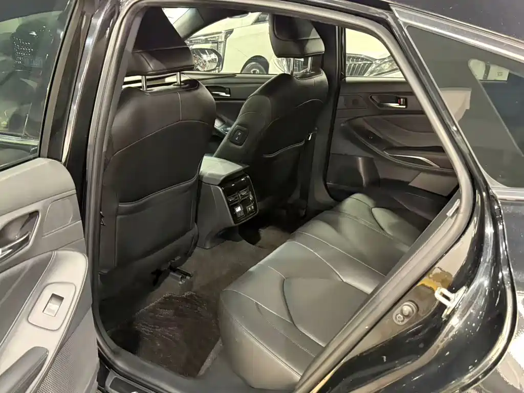 Toyota Avalon — миниатюра 5