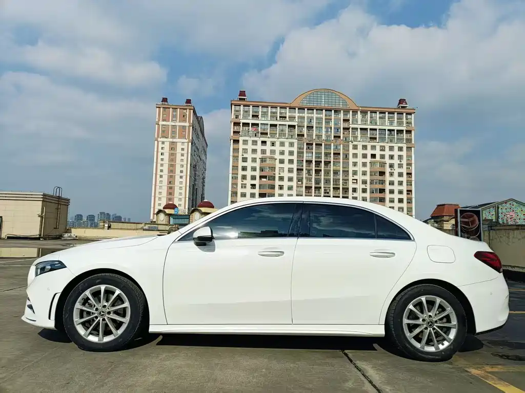 MERCEDES-BENZ A CLASS