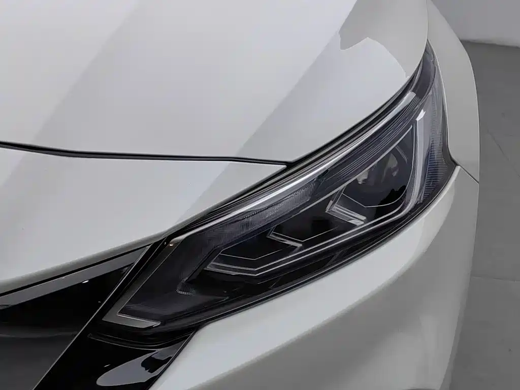 Nissan Teana — миниатюра 7