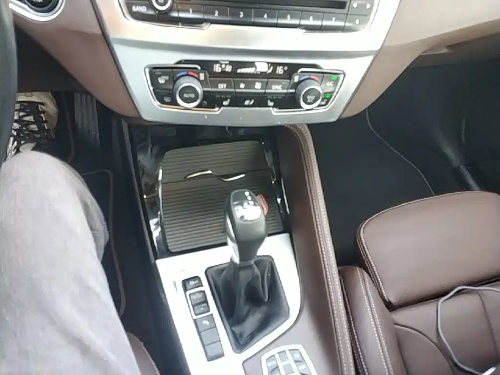 BMW X1 — миниатюра 14